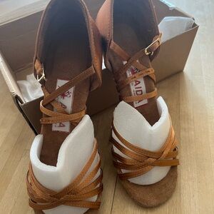 Aida Latin dance shoes